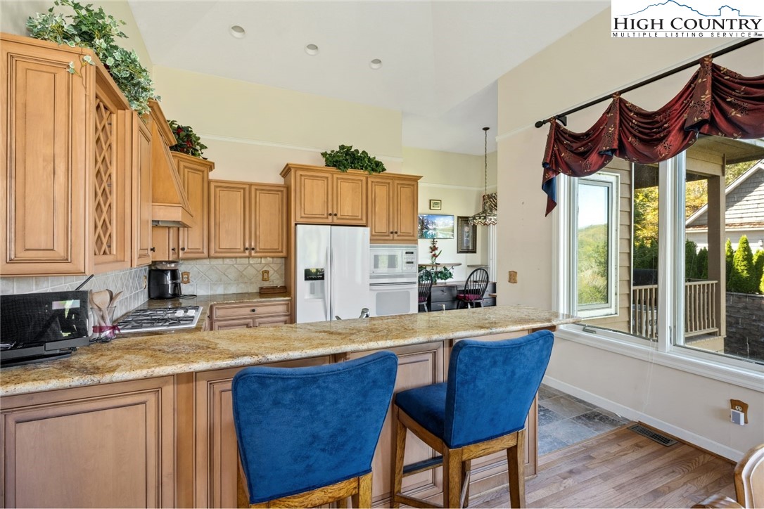 163 River Pointe Lane Boone, NC 28607 - Photo 6 of 48 Gallery Image 6