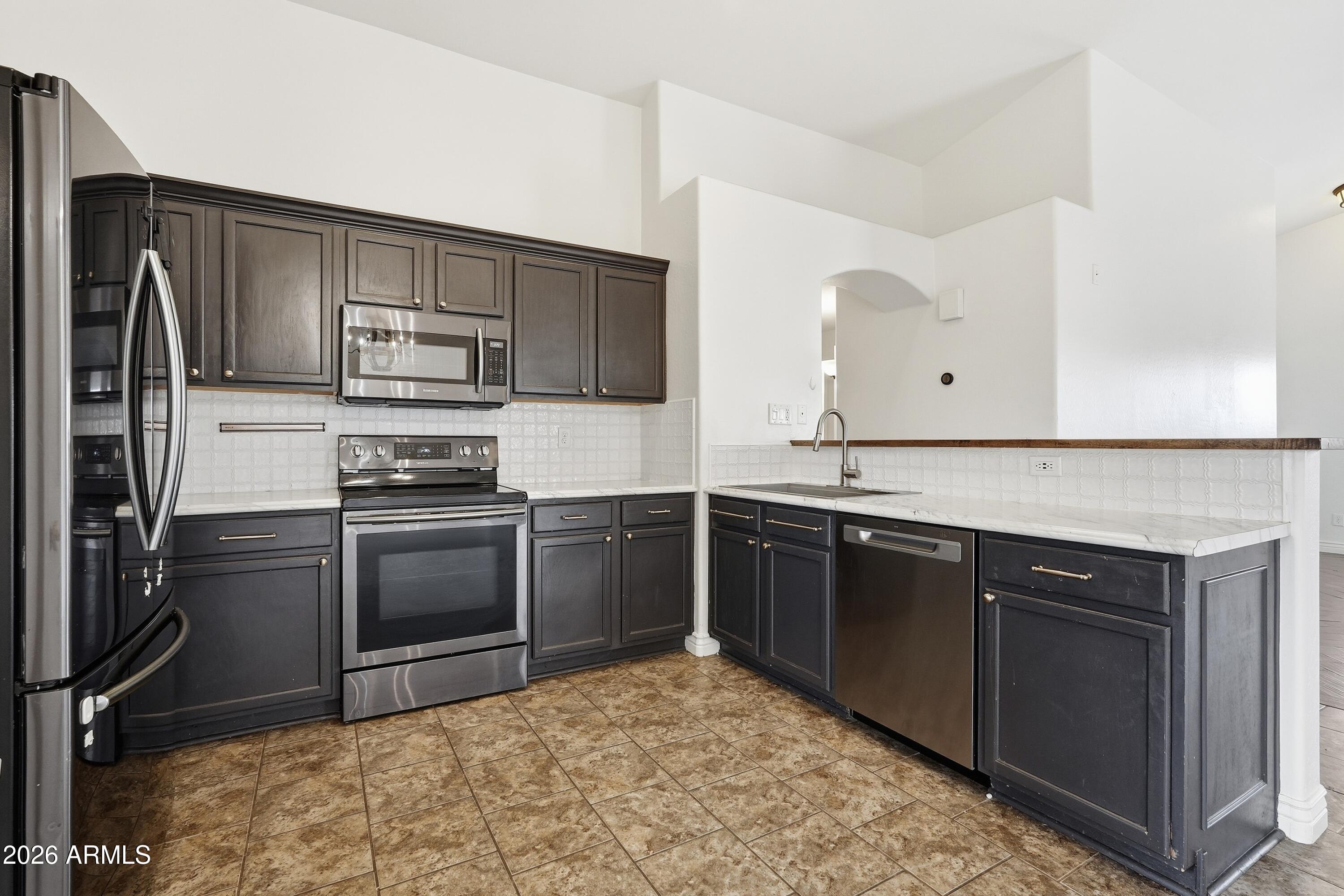 3242 East Bonanza Road Gilbert, AZ 85297 - Photo 4 of 36 012_ListerPros