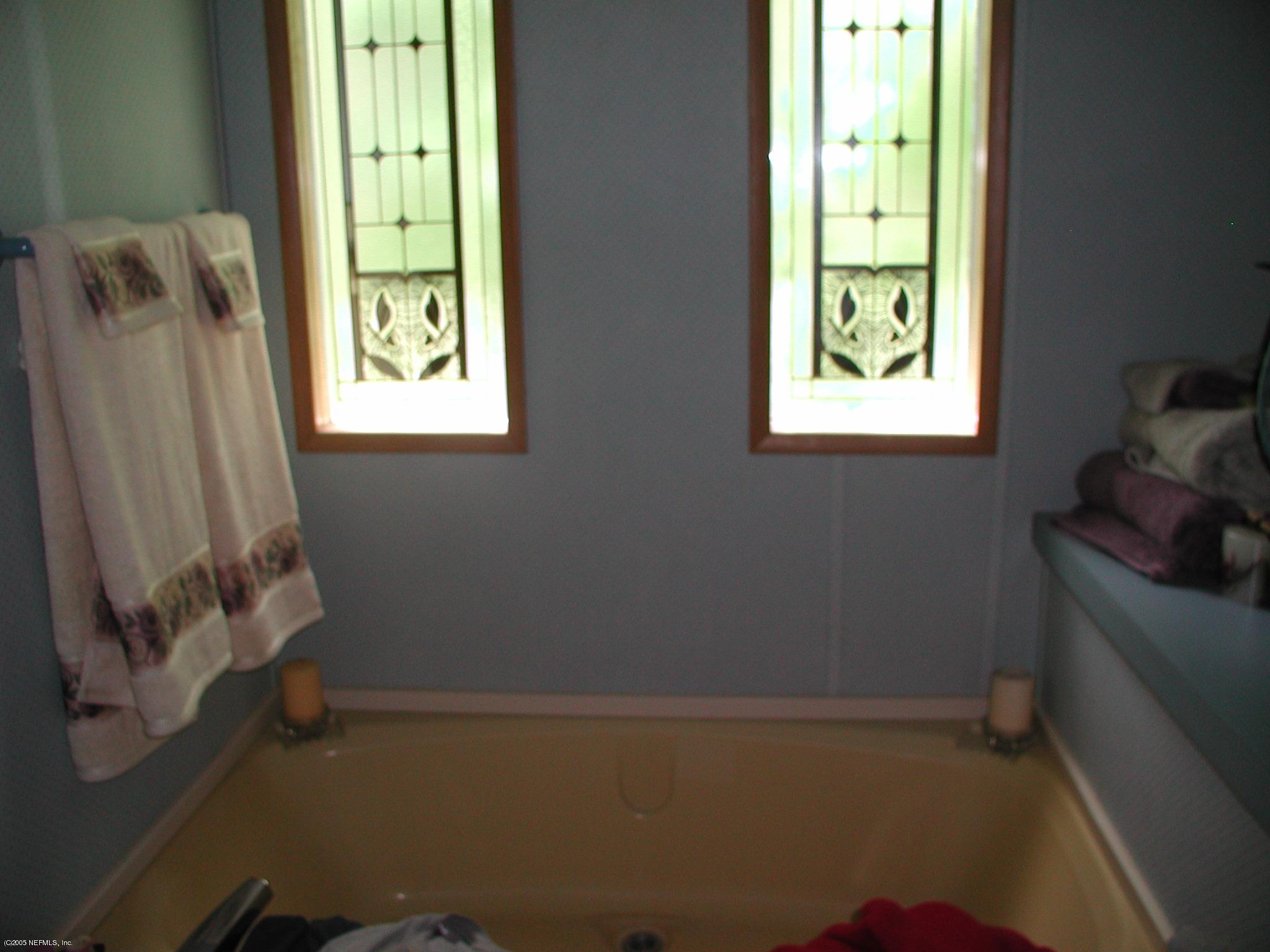 4965 Porter Road St. Augustine, FL 32095 - Photo 5 of 6 Master Bath Garden Tub