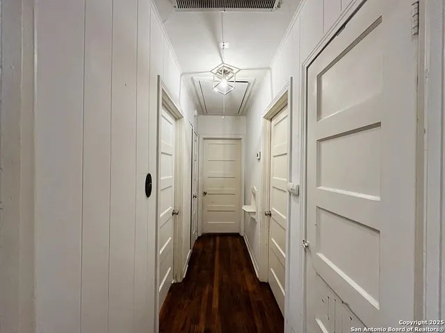 $3,150 | 127 Larchmont Drive, San Antonio, TX 78209