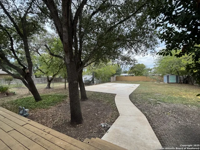 $3,150 | 127 Larchmont Drive, San Antonio, TX 78209