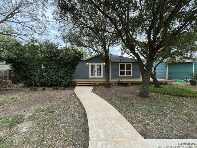 $3,150 | 127 Larchmont Drive, San Antonio, TX 78209