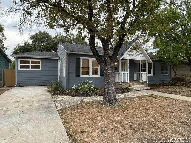 $3,150 | 127 Larchmont Drive, San Antonio, TX 78209