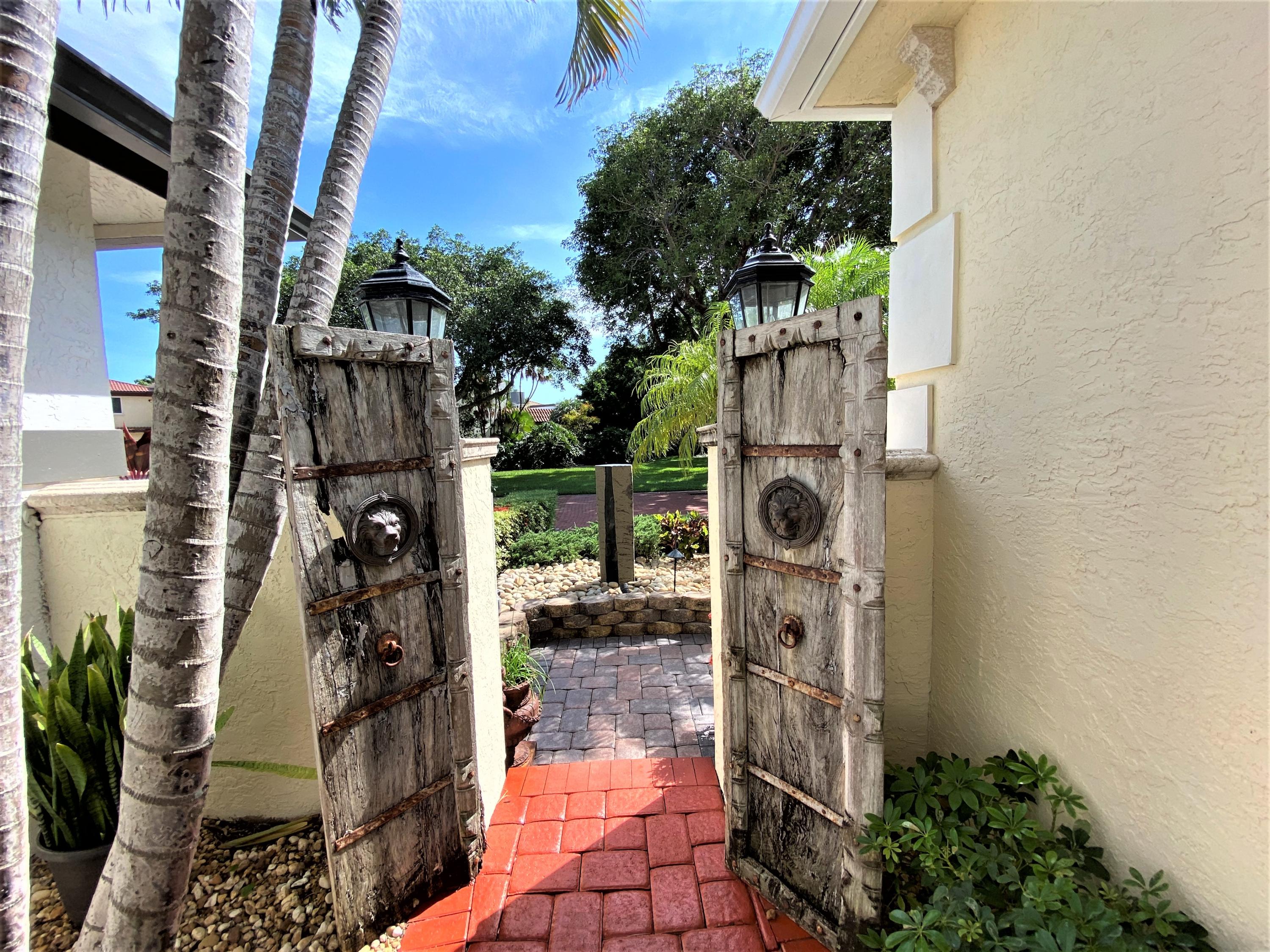 3555 Commodore Circle Delray Beach, FL 33483 - Photo 4 of 34 GATE DOORS