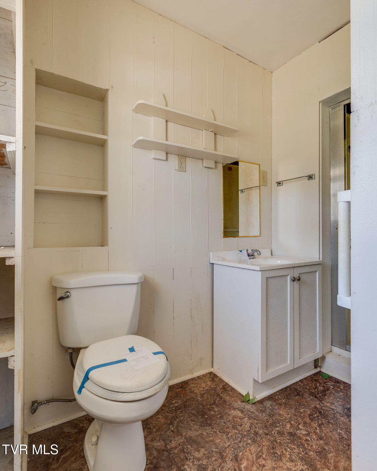 36181 Plum Creek Road Glade Spring, VA 24340 - Photo 15 of 31 016