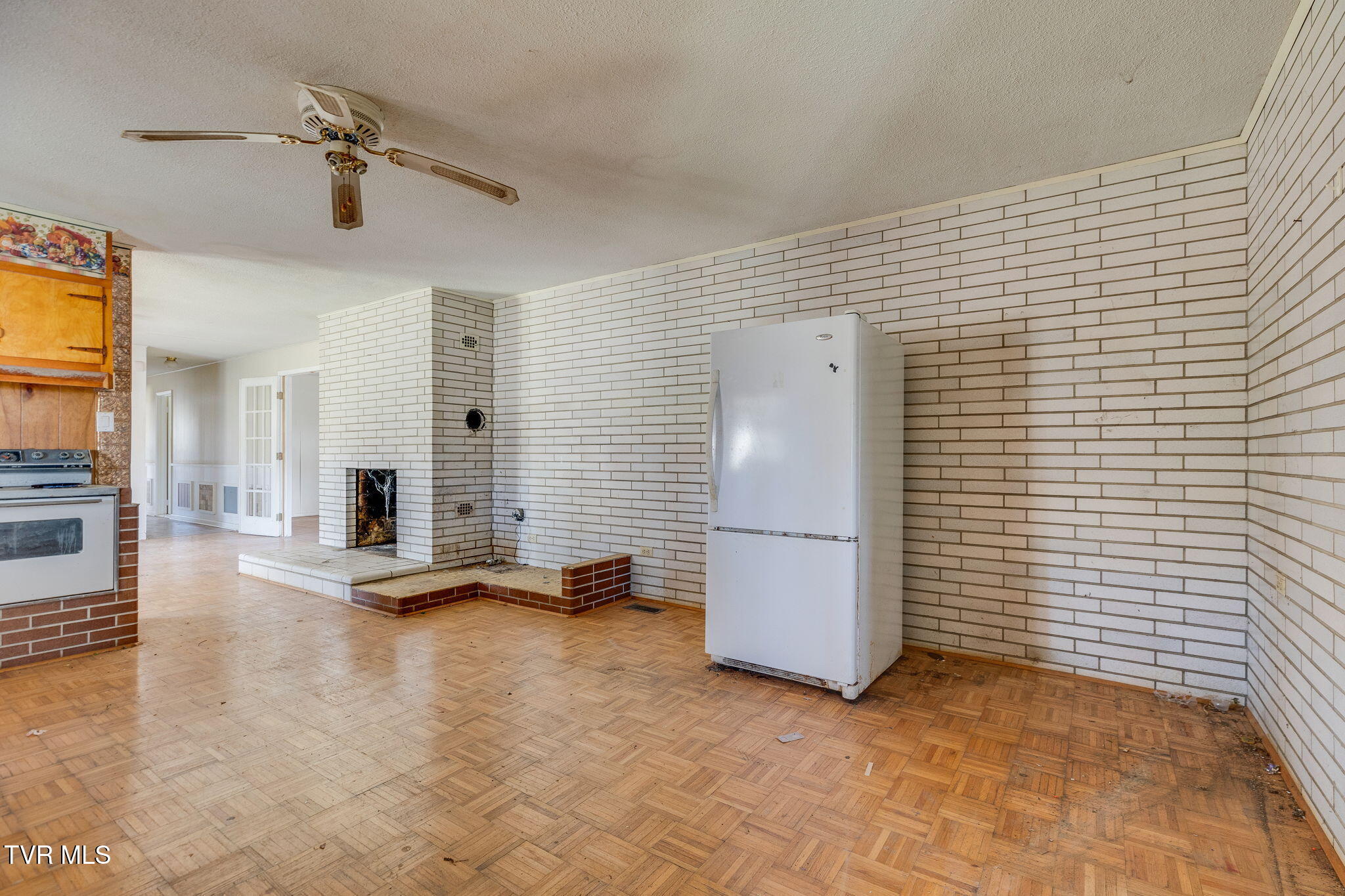 36181 Plum Creek Road Glade Spring, VA 24340 - Photo 9 of 31 012