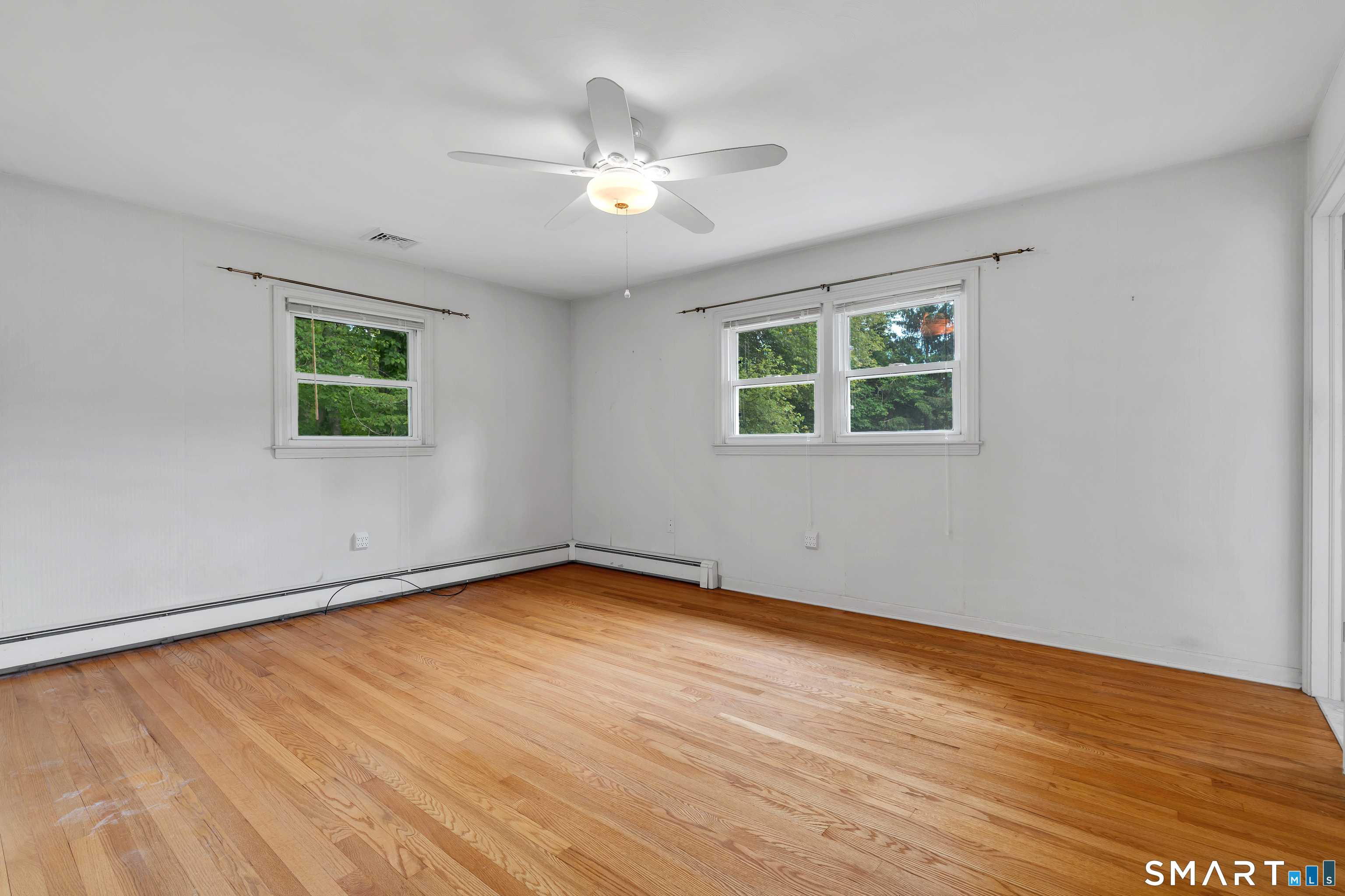 688 Raymond Hill Road Montville, CT 06370 - Photo 17 of 40