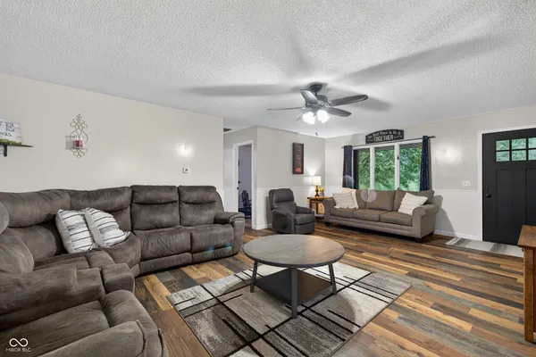 $349,000 | 8059 North 550th Street West, Worthington, IN 47471