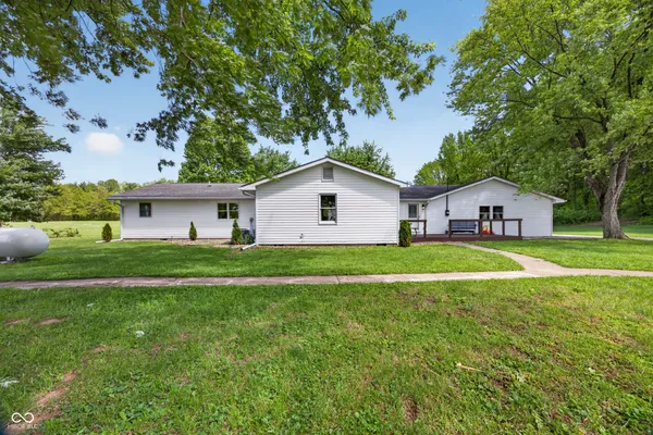 $349,000 | 8059 North 550th Street West, Worthington, IN 47471