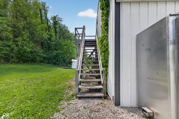 $349,000 | 8059 North 550th Street West, Worthington, IN 47471