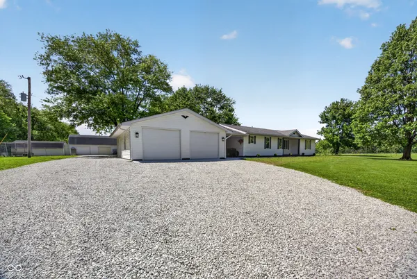 $349,000 | 8059 North 550th Street West, Worthington, IN 47471