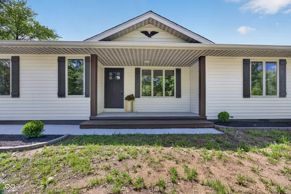 $349,000 | 8059 North 550th Street West, Worthington, IN 47471