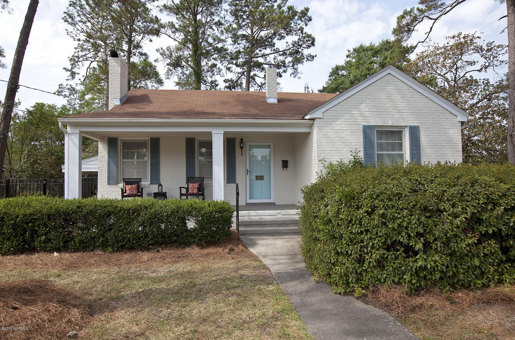 2204 Camellia Drive Wilmington, NC 28403 - Photo 1 of 32 camellia 2004 1f caroline_8539