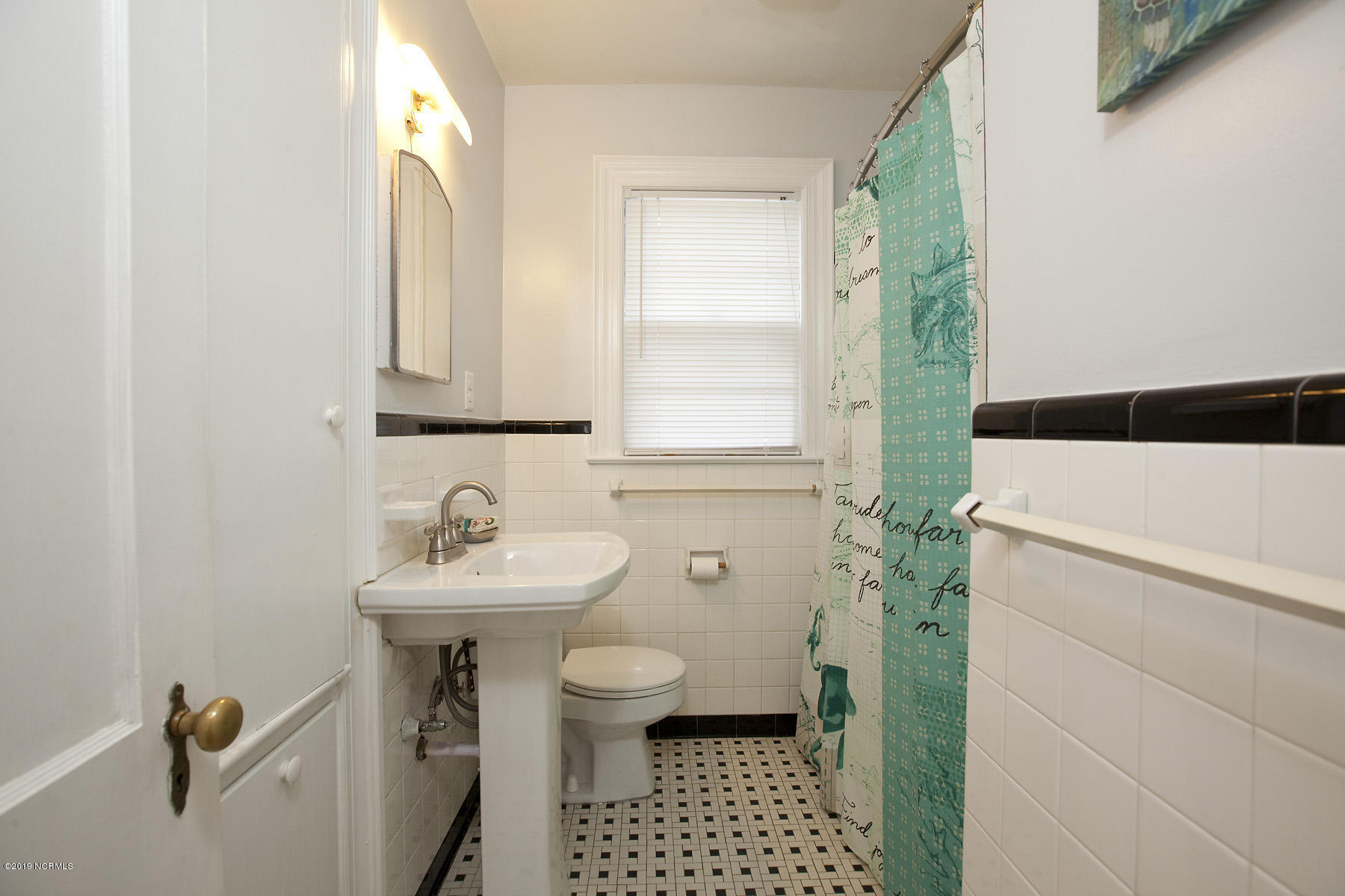 2204 Camellia Drive Wilmington, NC 28403 - Photo 22 of 32 camellia 2004 8ba caroline_8492