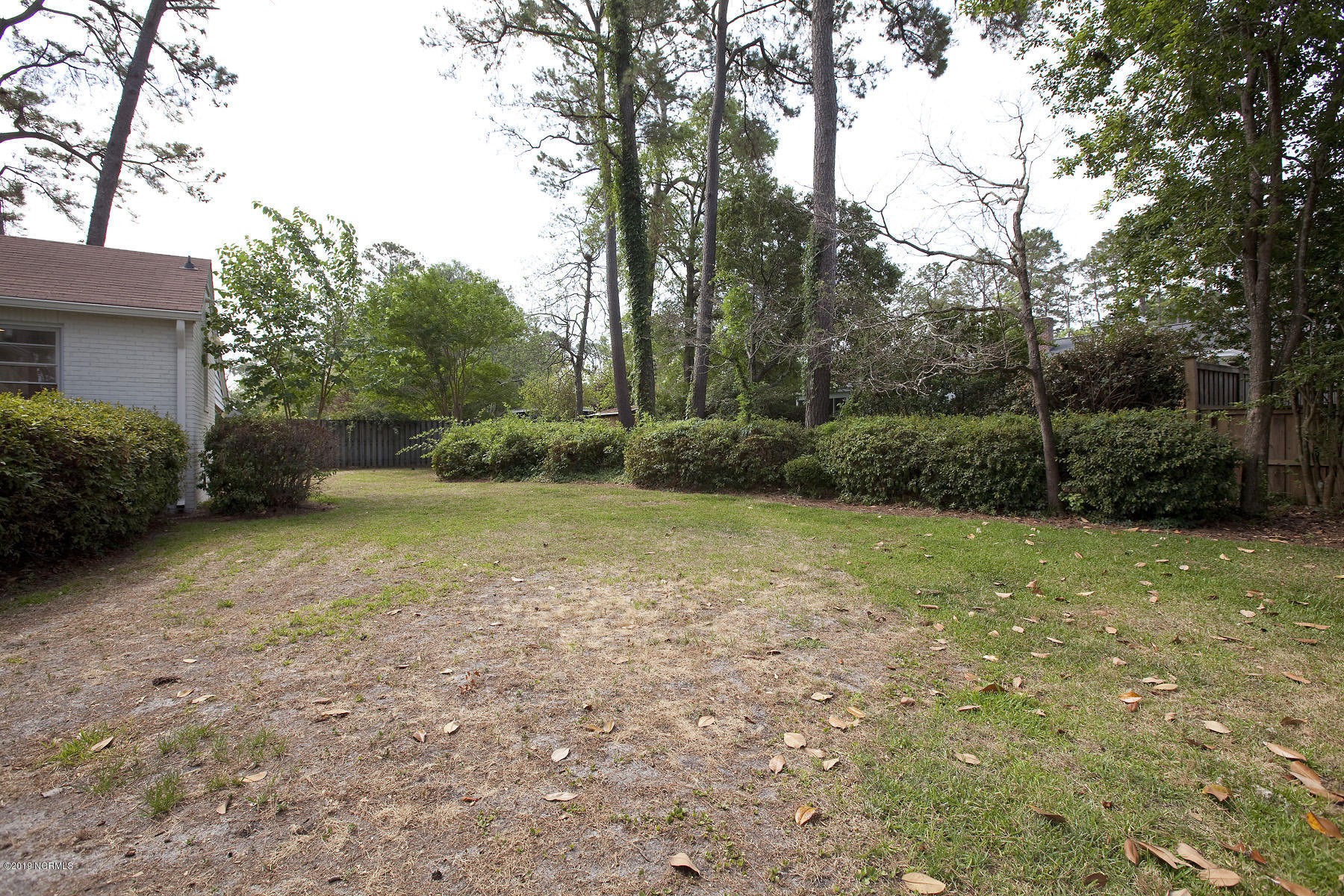 2204 Camellia Drive Wilmington, NC 28403 - Photo 30 of 32 camellia 2004 12byard caroline_8536