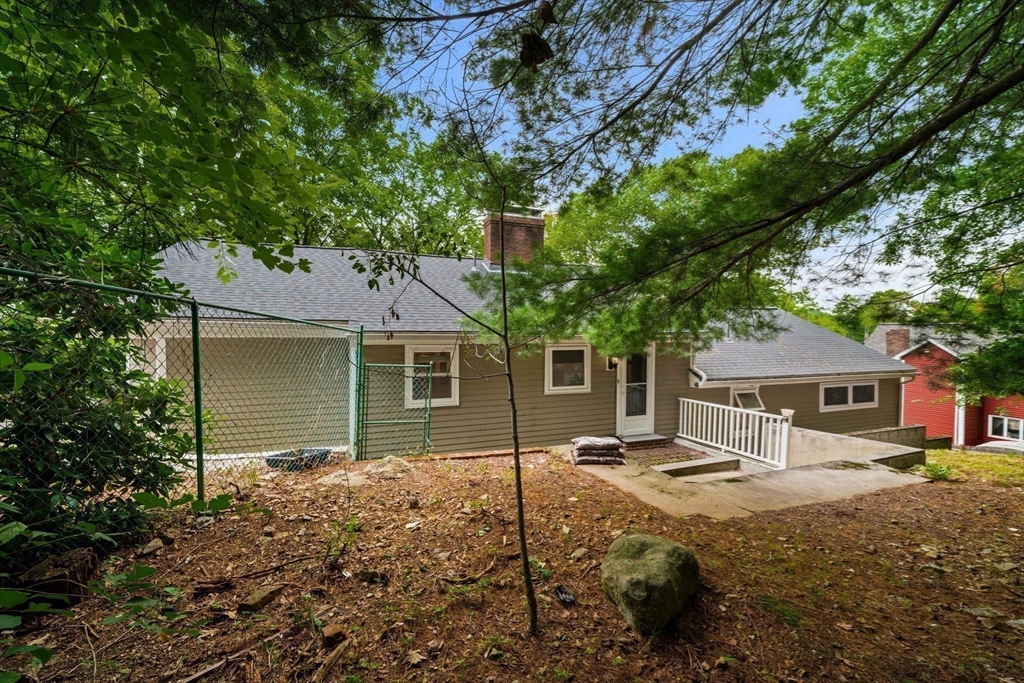 10 Rafferty Road Stoneham, MA 02180 - Photo 31 of 40