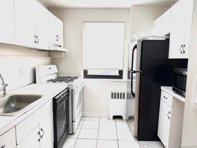 $305,000 | 1 Terrace Circle, Unit 3H, Great Neck, NY 11021