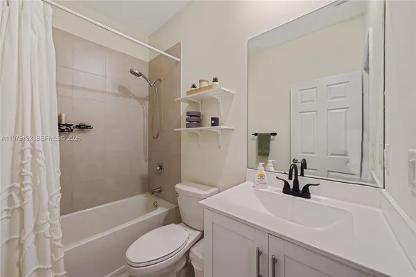 $485,000 | 10589 West 33rd Lane, Hialeah, FL 33018