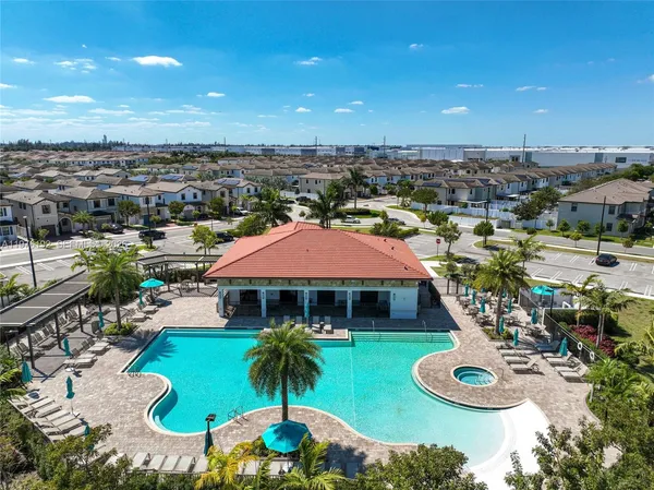 $485,000 | 10589 West 33rd Lane, Hialeah, FL 33018