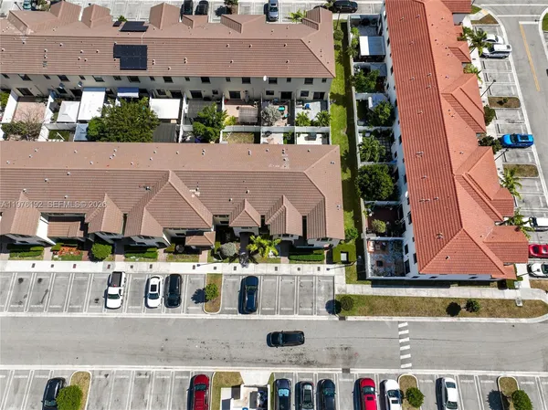 $485,000 | 10589 West 33rd Lane, Hialeah, FL 33018