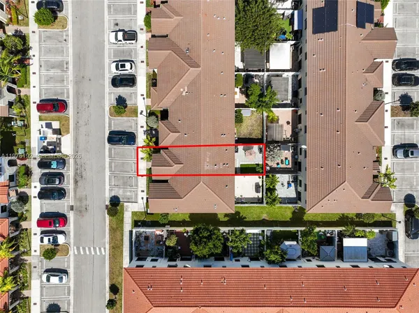 $485,000 | 10589 West 33rd Lane, Hialeah, FL 33018