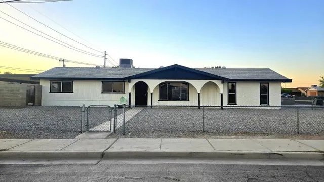 $279,900 | 1400 West 12th Street, Yuma, AZ 85364