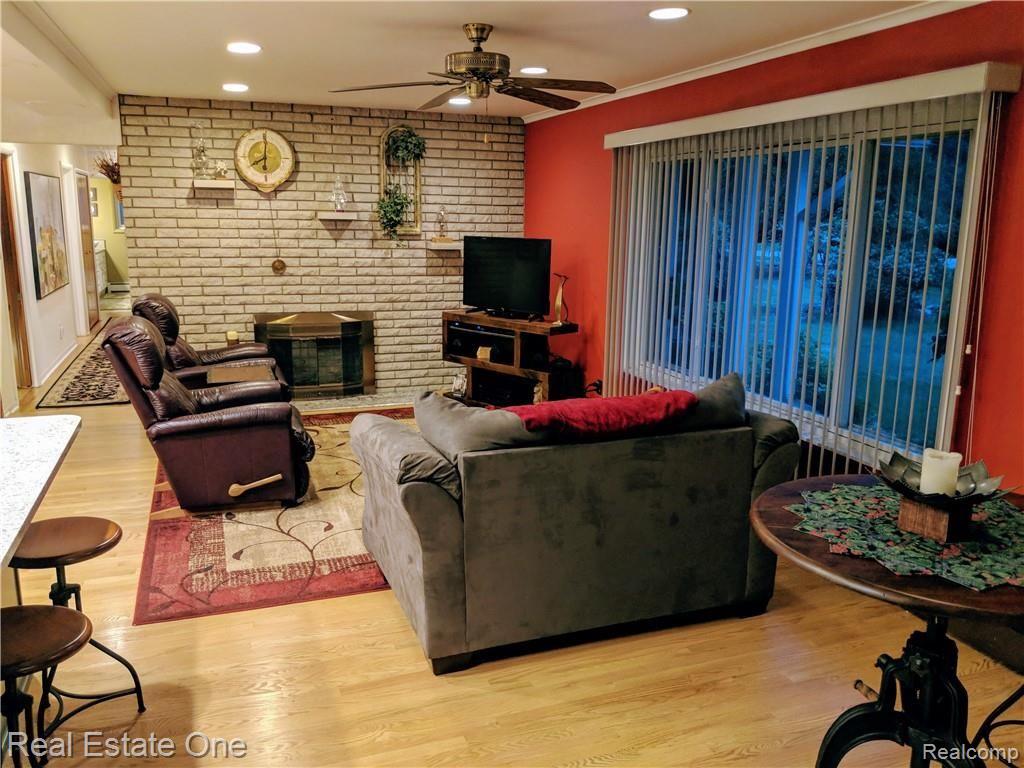 1249 Green Ridge Road Rochester Hills, MI 48309 - Photo 16 of 38