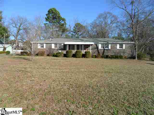 509 Fairview Road Laurens, SC 29360 - Photo 1 of 19 Gallery Image 1
