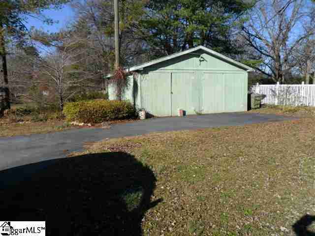 509 Fairview Road Laurens, SC 29360 - Photo 2 of 19 Gallery Image 2