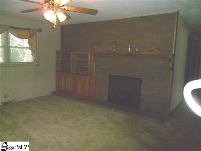 509 Fairview Road Laurens, SC 29360 - Photo 4 of 19 Gallery Image 4