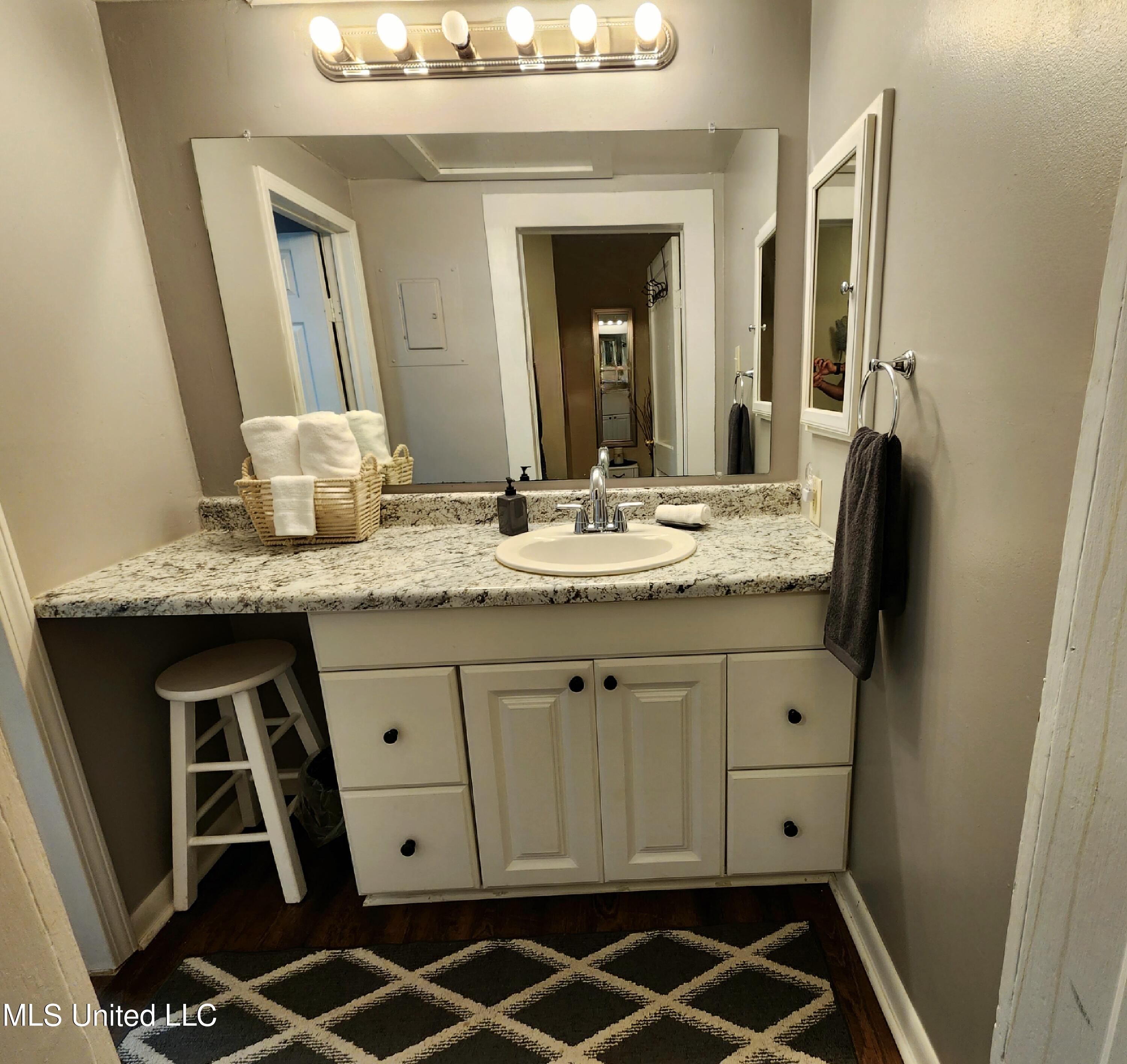 827 Township Road Gulfport, MS 39507 - Photo 16 of 21 20230518_115932 (1)