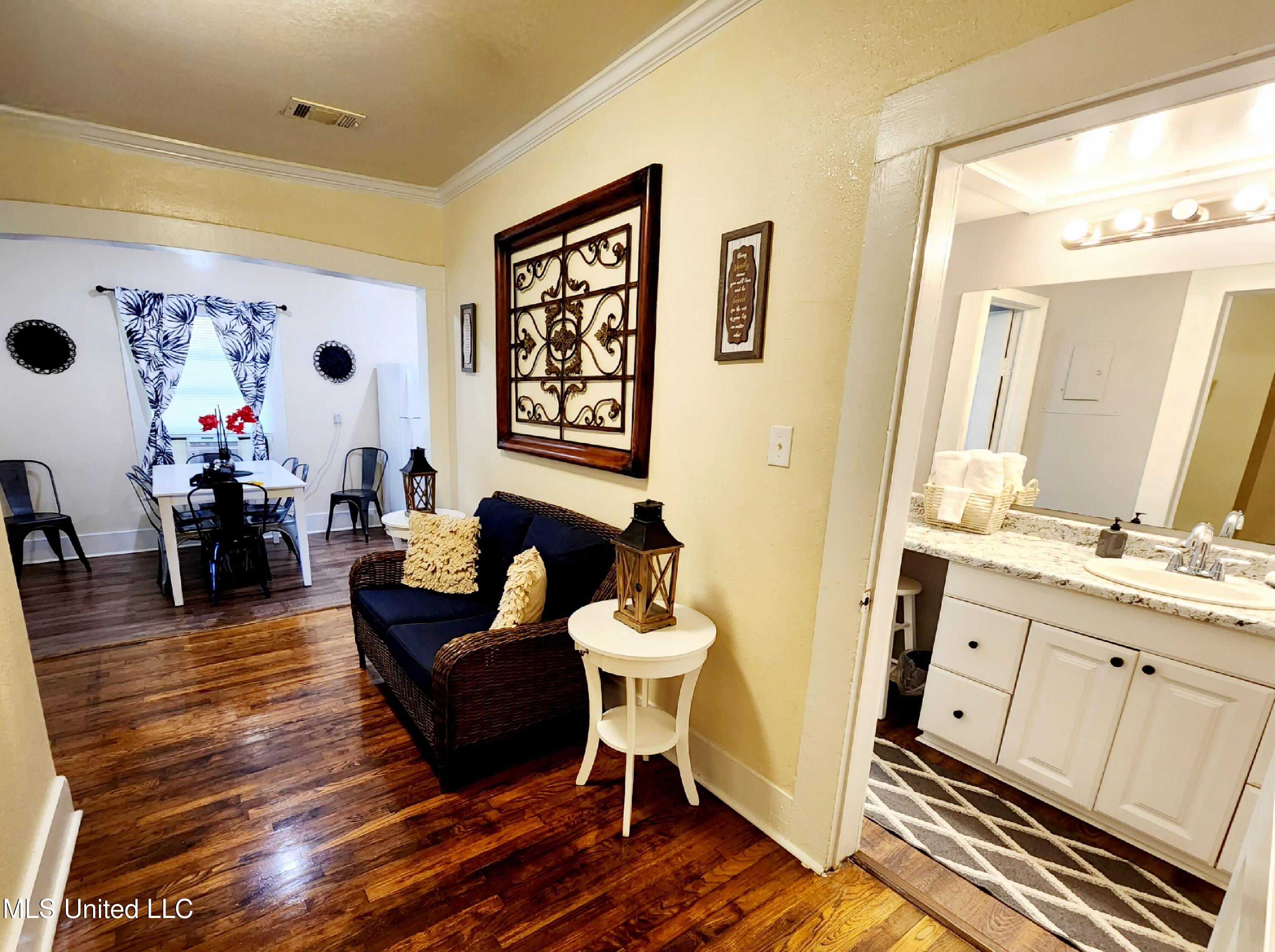 827 Township Road Gulfport, MS 39507 - Photo 8 of 21 20230518_120906