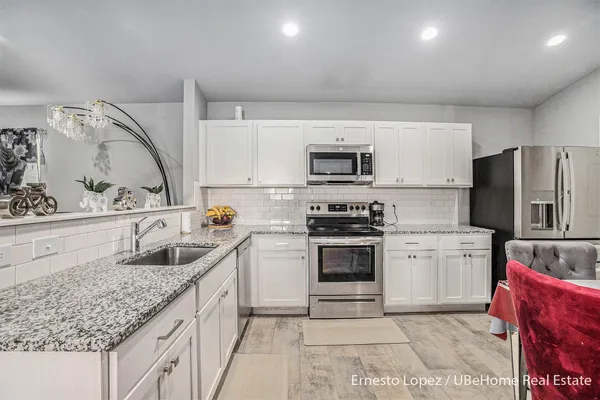 $3,200 | 4061 Tributary Drive, Rockford, MI 49341