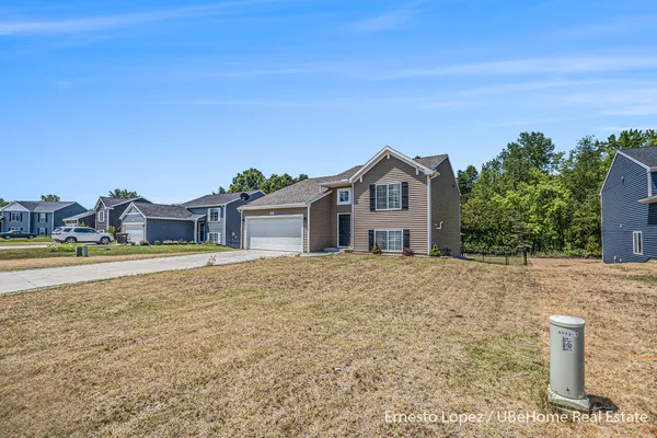 $3,200 | 4061 Tributary Drive, Rockford, MI 49341