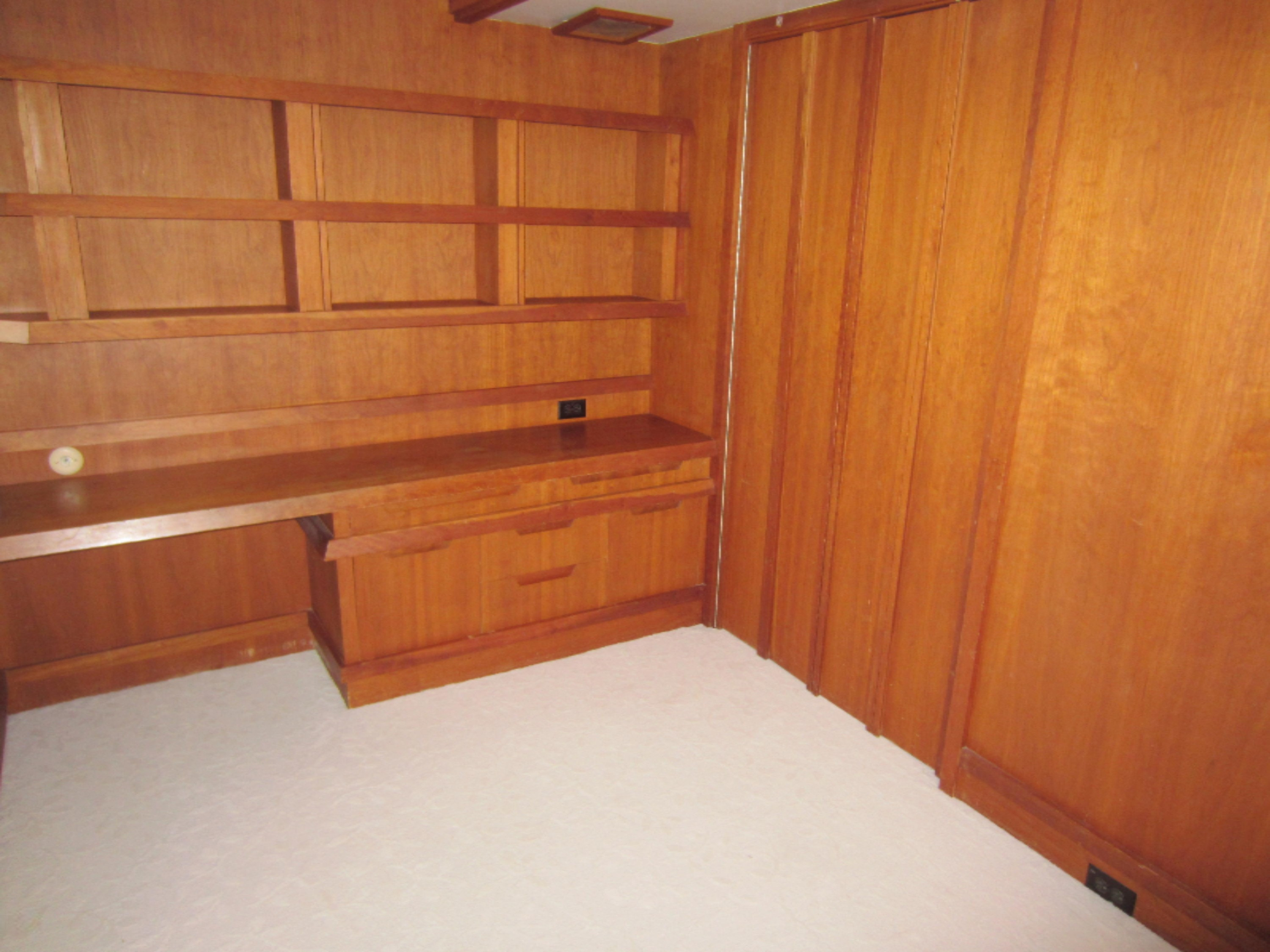 32 West Minges Road Battle Creek, MI 49015 - Photo 38 of 65 Mystery Room2