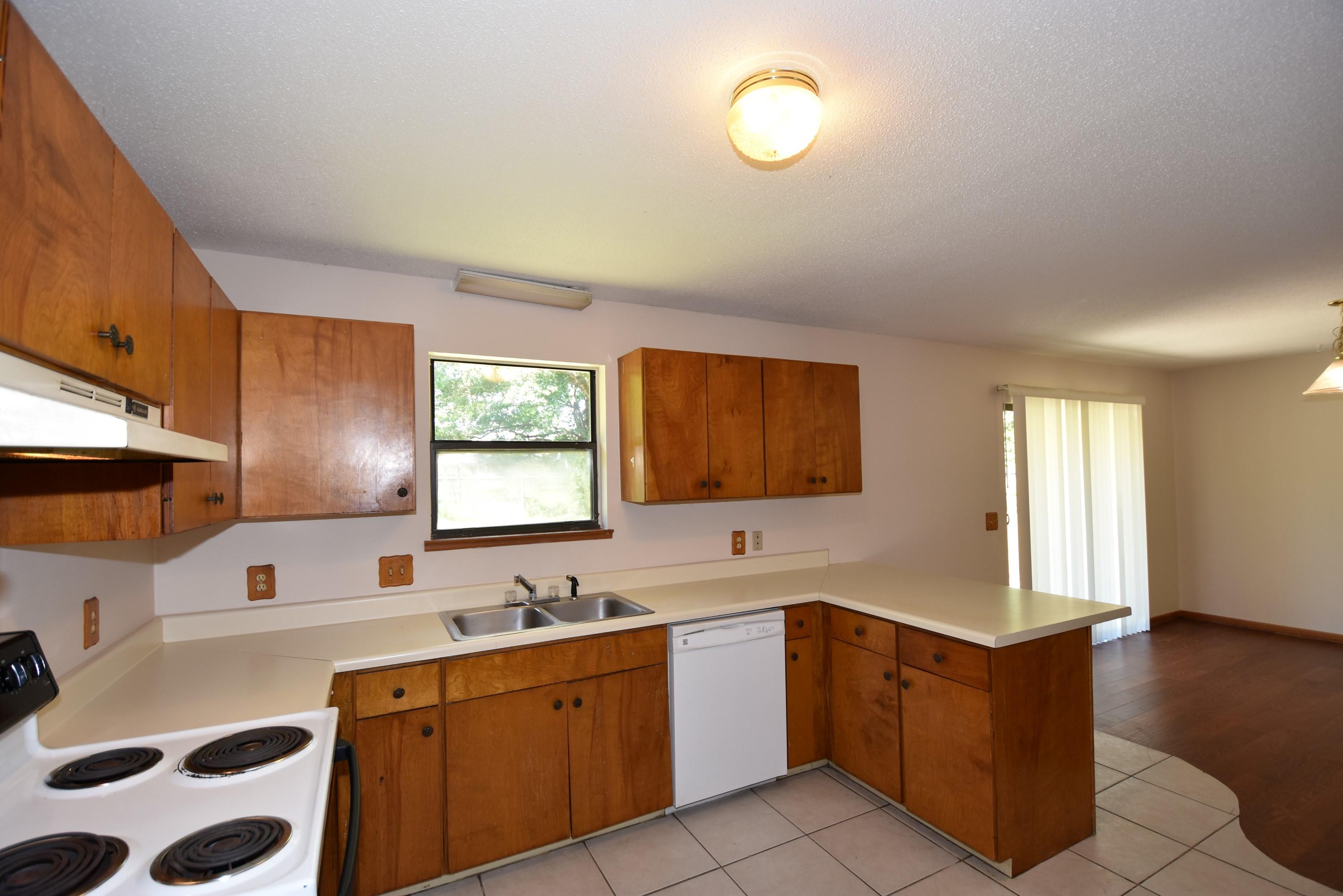 3279 Airport Road Crestview, FL 32539 - Photo 8 of 29 3279 Airport Road 08