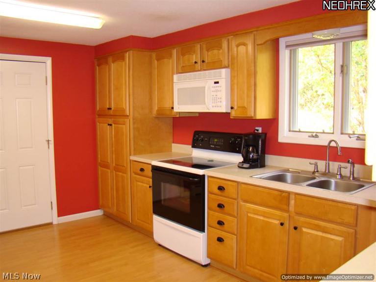11702 Kile Road Chardon, OH 44024 - Photo 11 of 25 Gallery Image 11