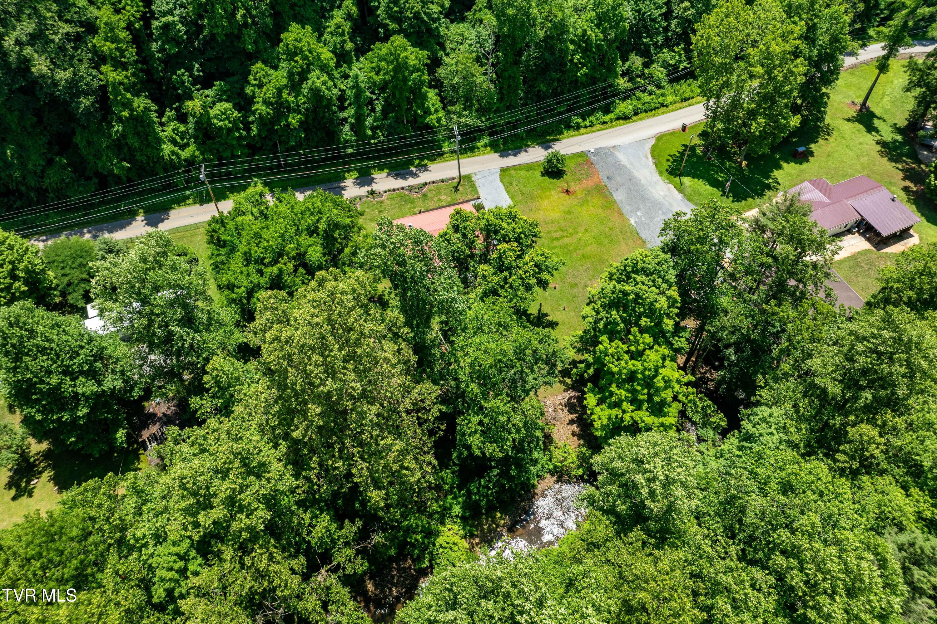 135 Grindstaff Hollow Road Elizabethton, TN 37643 - Photo 92 of 116 135 Grindstaff Hollow (7 of 83)