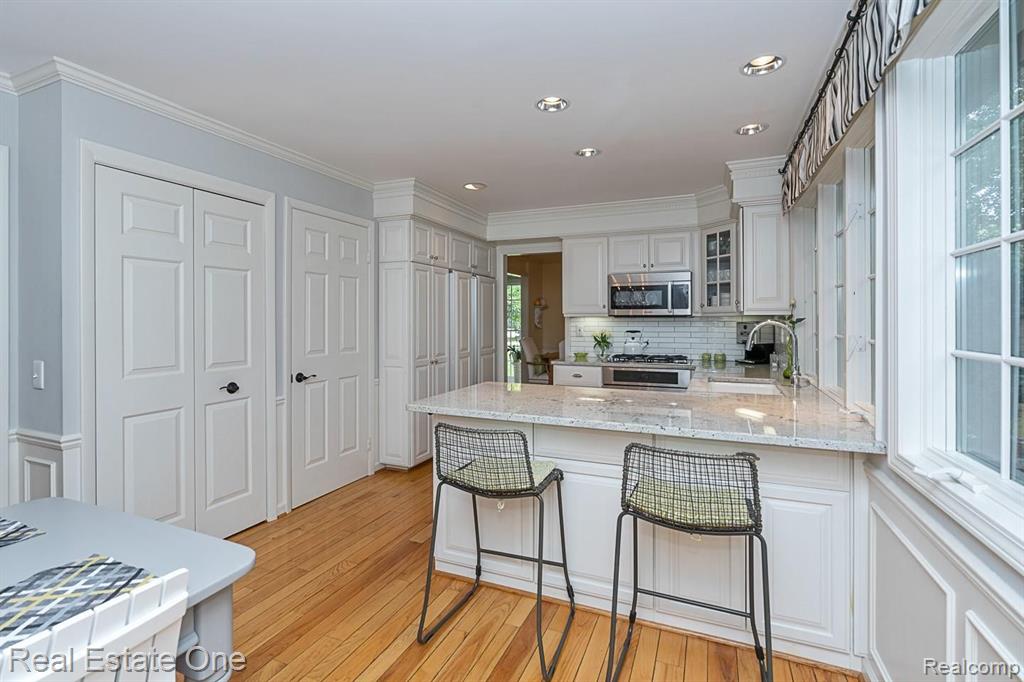 1391 Chestnut Lane Rochester Hills, MI 48309 - Photo 20 of 52