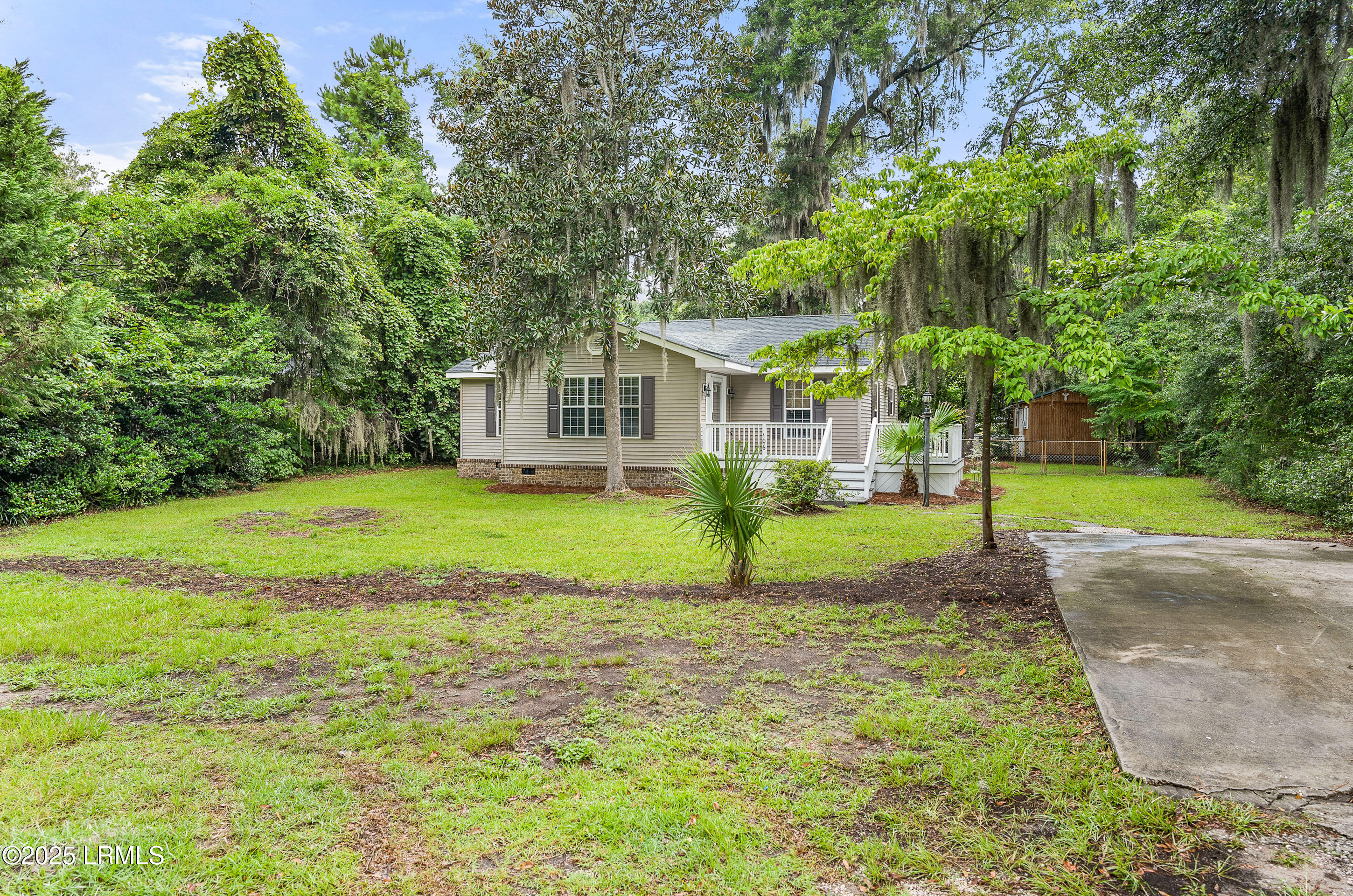106 Verdier Road Beaufort, SC 29902 - Photo 34 of 34 DSC01141-178-1