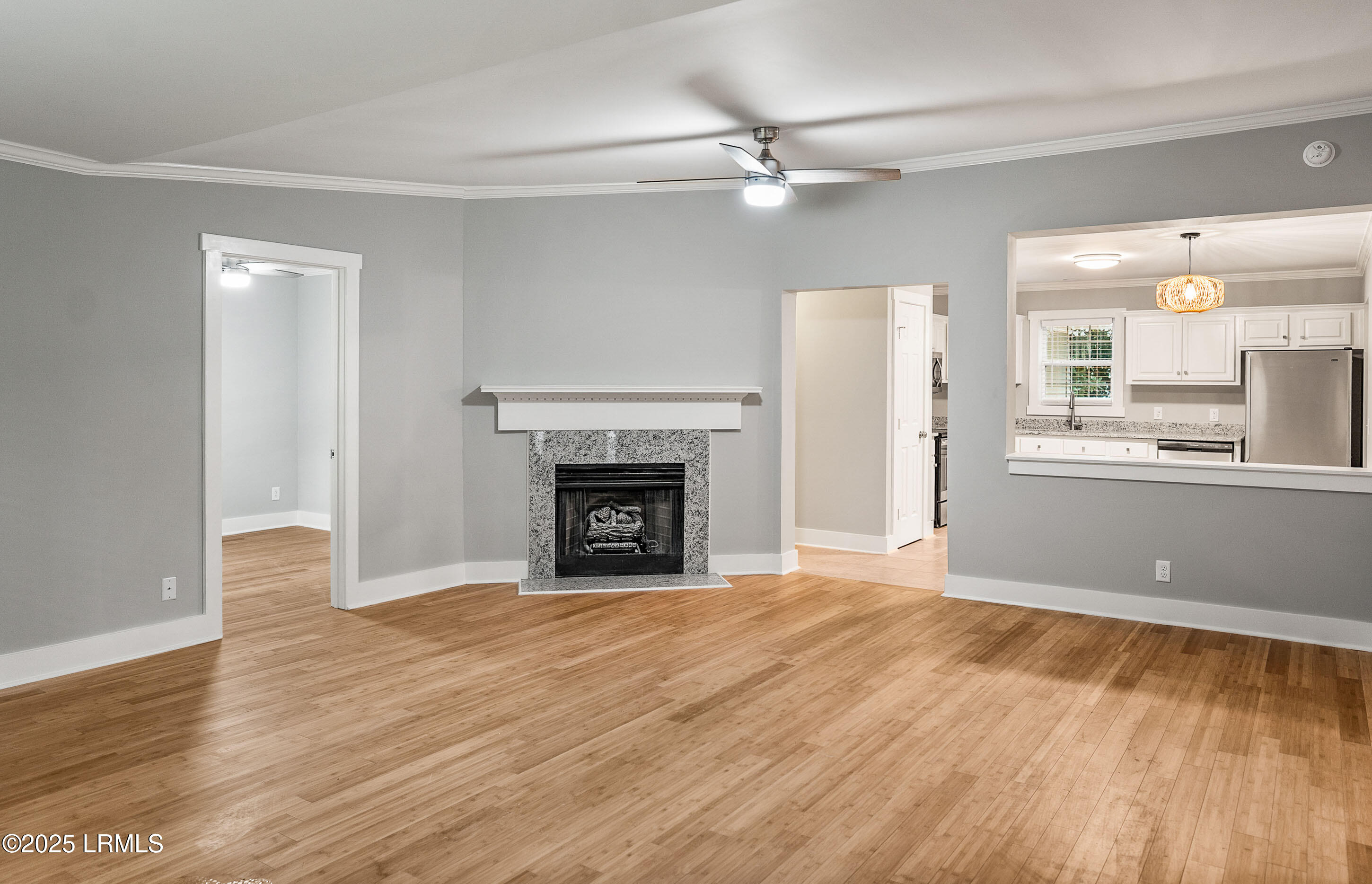 106 Verdier Road Beaufort, SC 29902 - Photo 7 of 34 DSC00976-33-1
