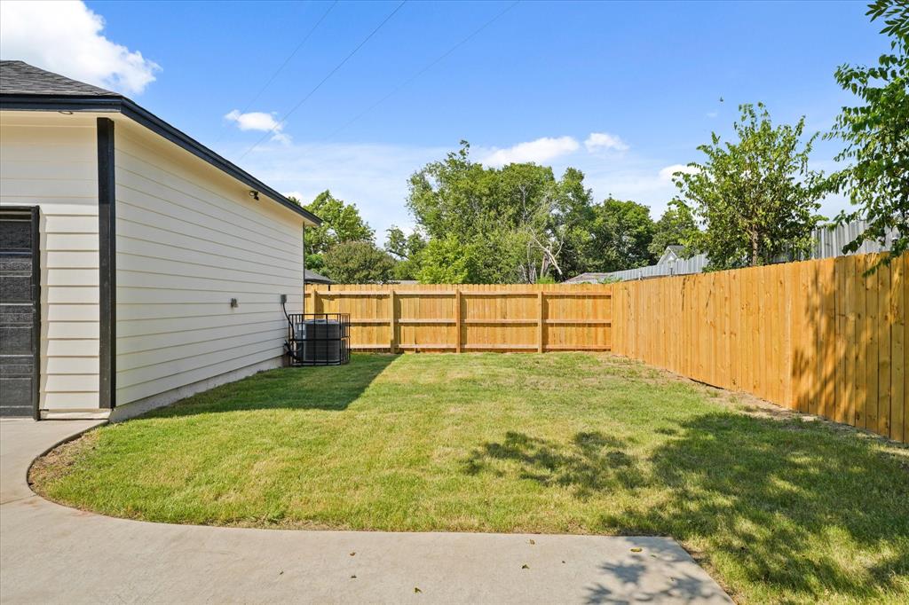 4020 Ranger Drive Dallas, TX 75212 - Photo 26 of 28 a view of backyard with outdoor space