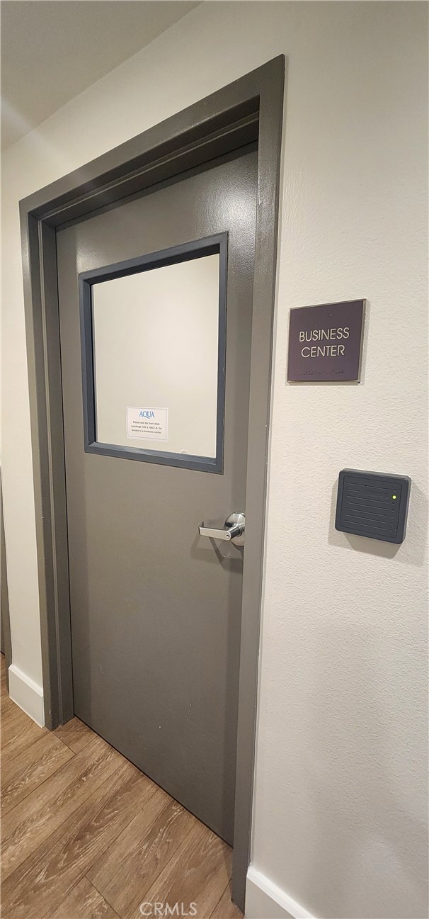 388 East Ocean Boulevard, Unit 206 Long Beach, CA 90802 - Photo 33 of 43 a view of a hallway