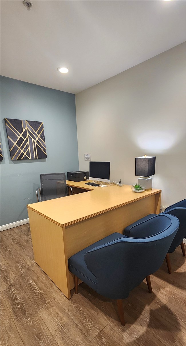 388 East Ocean Boulevard, Unit 206 Long Beach, CA 90802 - Photo 34 of 43 a room with pool table and two windows