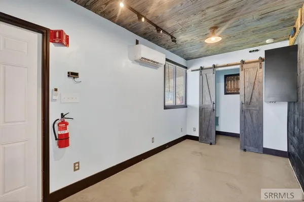 $299,000 | 640 East Cedar Street, Pocatello, ID 83201