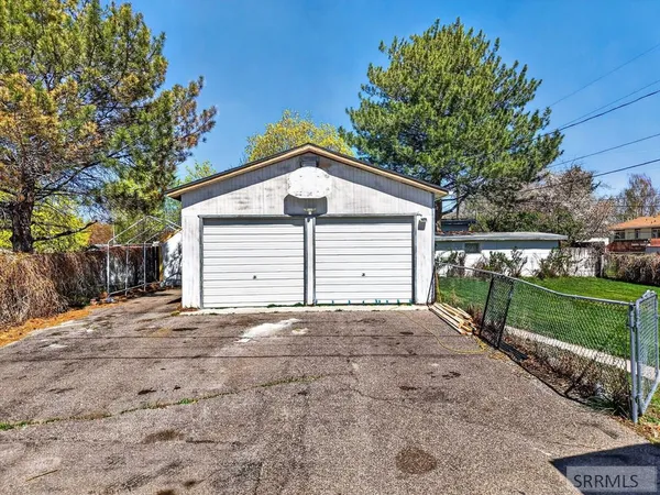 $299,000 | 640 East Cedar Street, Pocatello, ID 83201