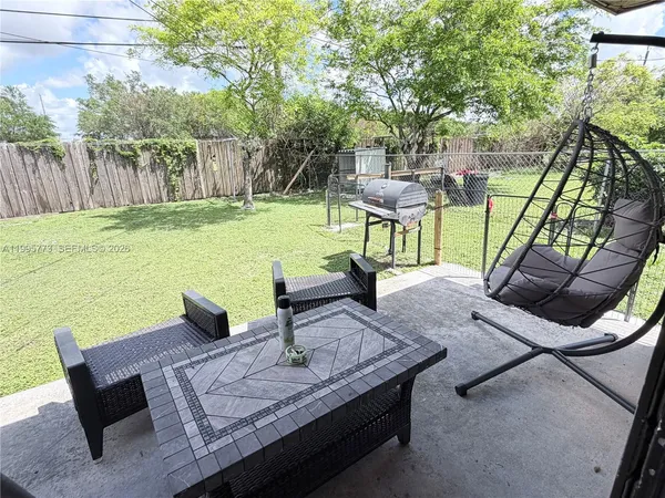$2,500 | 954 Northwest 14th Street, Florida City, FL 33034