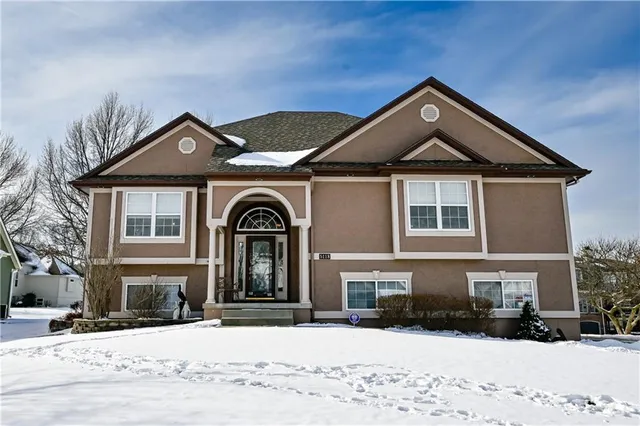 $525,000 | 5118 Pelican Point, Lee's Summit, MO 64082