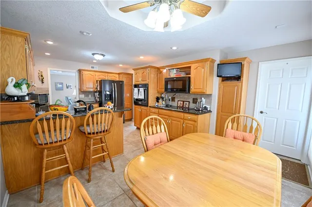 $525,000 | 5118 Pelican Point, Lee's Summit, MO 64082