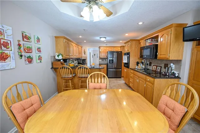 $525,000 | 5118 Pelican Point, Lee's Summit, MO 64082